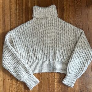 Zara Ultra Chunky Turtleneck Sweater size S